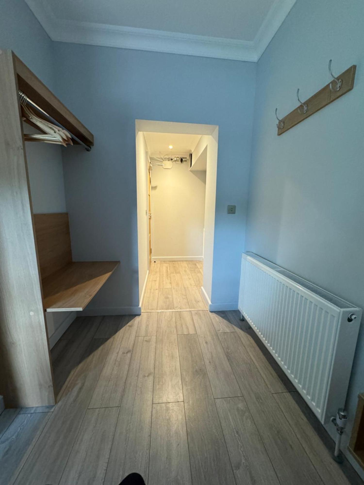 Hamilton Court Hotel Hoole Chester Bagian luar foto